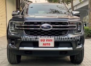 Xe Ford Everest Titanium 2.0L 4x2 AT 2022