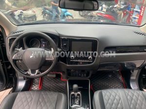 Xe Mitsubishi Outlander Premium 2.0 CVT 2023