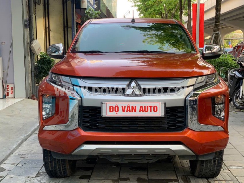 Mitsubishi Triton 4x2 AT Mivec Premium 2020