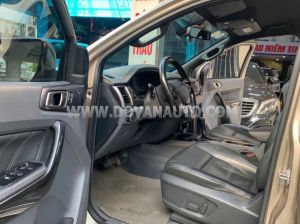 Xe Ford Everest Titanium 2.2L 4x2 AT 2016