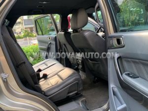 Xe Ford Everest Titanium 2.2L 4x2 AT 2016