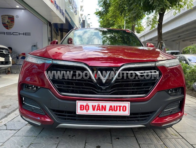 VinFast Lux SA 2.0 Premium 2.0 AT 2021