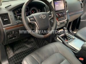 Xe Toyota Land Cruiser 4.6 V8 2020