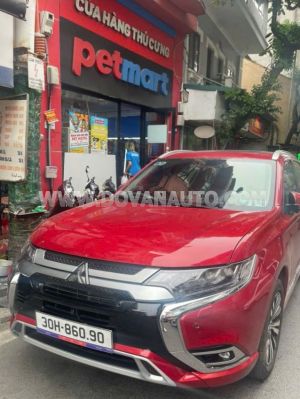 Xe Mitsubishi Outlander Premium 2.0 CVT 2022
