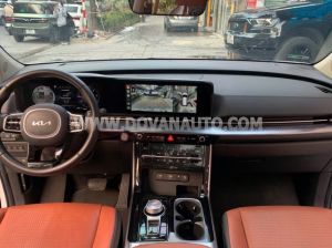 Xe Kia Carnival Signature 2.2D 2024